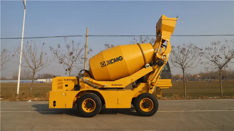 XCMG Official Mini Concrete Mixer with Self Loading for Sale - Betonmixer: 5 kép. XCMG Official Mini Concrete Mixer with Self Loading for Sale - Betonmixer: 5 kép.