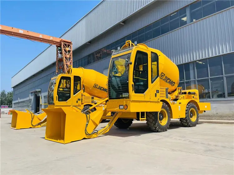XCMG Official Portable Cement Concrete Mixer Self Loading Mobile Concrete Mixer Price List - Betonmixer: 4 kép. XCMG Official Portable Cement Concrete Mixer Self Loading Mobile Concrete Mixer Price List - Betonmixer: 4 kép.