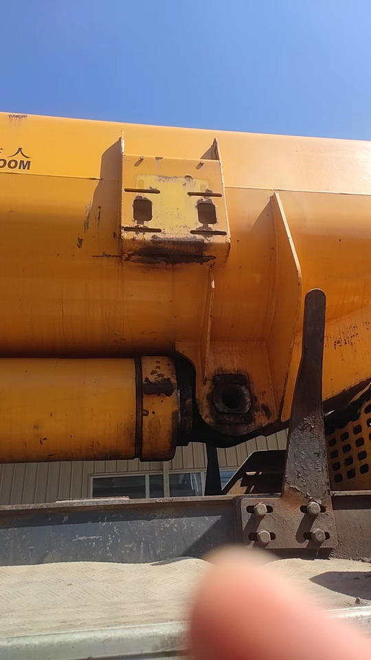 XCMG Official QAY240 Crane Truck Used Crane Truck for sale - Autódaru: 4 kép. XCMG Official QAY240 Crane Truck Used Crane Truck for sale - Autódaru: 4 kép.