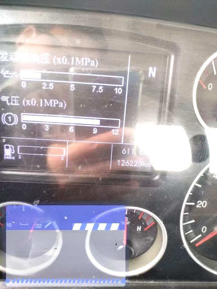 XCMG Official Second Hand Cement Mixer Machine G4804B 12m³ Concrete Mixer Truck Price - Betonmixer: 5 kép. XCMG Official Second Hand Cement Mixer Machine G4804B 12m³ Concrete Mixer Truck Price - Betonmixer: 5 kép.