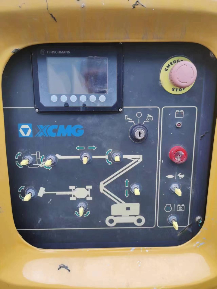 XCMG Official Second Hand Hydraulic Boom Lift XGA20 20m Aerial Work Platform Price List - Személyemelő: 5 kép. XCMG Official Second Hand Hydraulic Boom Lift XGA20 20m Aerial Work Platform Price List - Személyemelő: 5 kép.