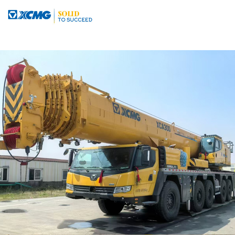 XCMG Official Second Hand Truck Mounted Crane XCA300L8_1 300 ton Mobile Crane Price - Terepjáró autódaru: 1 kép. XCMG Official Second Hand Truck Mounted Crane XCA300L8_1 300 ton Mobile Crane Price - Terepjáró autódaru: 1 kép.