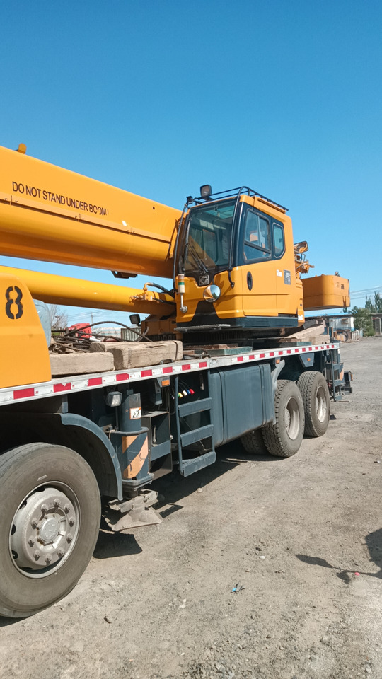 XCMG Official Used 50 Ton Truck Crane QY50K5C Mobile Crane For Sale - Autódaru: 3 kép. XCMG Official Used 50 Ton Truck Crane QY50K5C Mobile Crane For Sale - Autódaru: 3 kép.