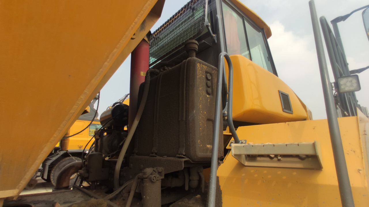 Dömper XCMG Official Used 6*6 Dumper Mining Truck XDA50H Articulated Tipper Truck Dumper Price: 7 kép.