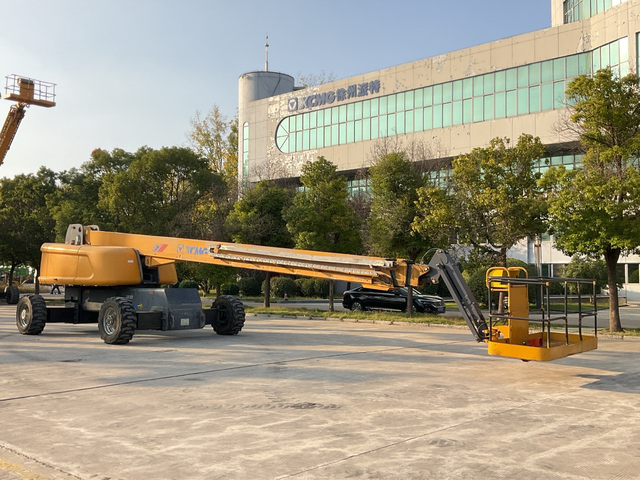XCMG Official Used Boom Lift Telescoping Lift GTBZ32S 32m Aerial Work Platform For Sale - Teleszkópos emelő: 2 kép. XCMG Official Used Boom Lift Telescoping Lift GTBZ32S 32m Aerial Work Platform For Sale - Teleszkópos emelő: 2 kép.