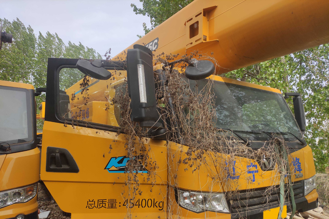 XCMG Official Used Mobile Crane QY80K5C 80 Ton Pickup Truck Crane - Autódaru: 3 kép. XCMG Official Used Mobile Crane QY80K5C 80 Ton Pickup Truck Crane - Autódaru: 3 kép.