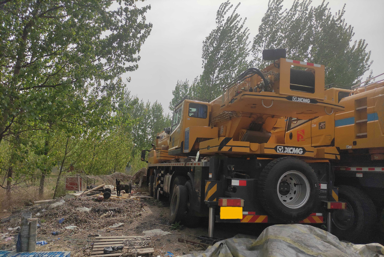 XCMG Official Used Mobile Crane QY80K5C 80 Ton Pickup Truck Crane - Autódaru: 2 kép. XCMG Official Used Mobile Crane QY80K5C 80 Ton Pickup Truck Crane - Autódaru: 2 kép.