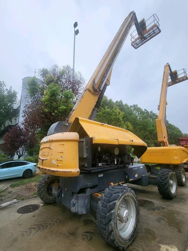 XCMG Official Used Telescopic Lifting Boom GTBZ38S 38m Aerial Work Platform For Sale - Teleszkópos emelő: 4 kép. XCMG Official Used Telescopic Lifting Boom GTBZ38S 38m Aerial Work Platform For Sale - Teleszkópos emelő: 4 kép.