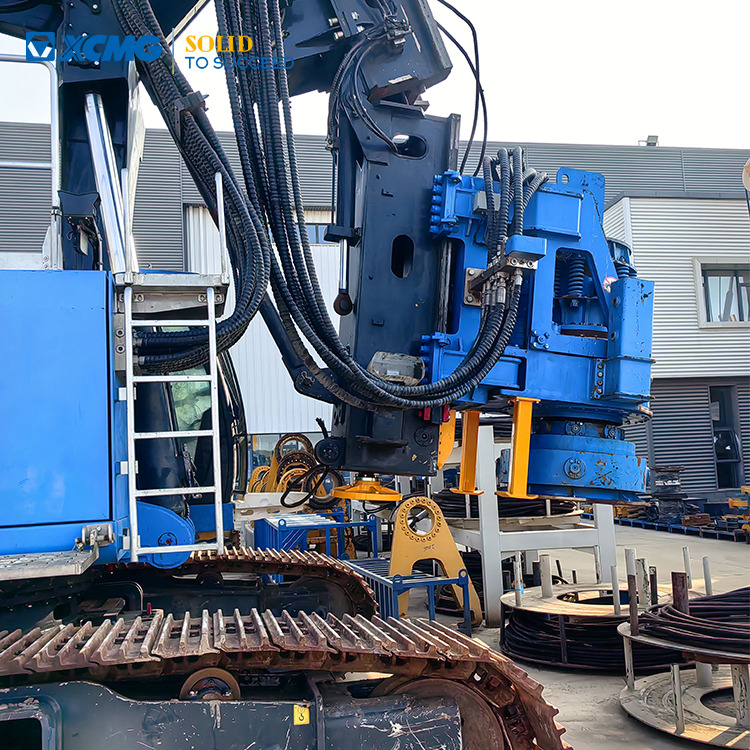 XCMG Official Used rotary drilling rig XR240E 80m Hydraulic Piling Rig Machine For Sale - Fúrógép: 1 kép. XCMG Official Used rotary drilling rig XR240E 80m Hydraulic Piling Rig Machine For Sale - Fúrógép: 1 kép.