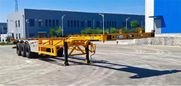 XCMG Official XLYZ9420TJZ Flatbed Container Carrier Semi Trailer - Félpótkocsi cserefelépítményes: 2 kép. XCMG Official XLYZ9420TJZ Flatbed Container Carrier Semi Trailer - Félpótkocsi cserefelépítményes: 2 kép.