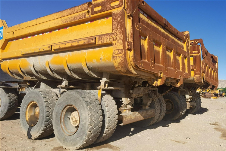 XCMG Official Xdm80 70 Ton Second Hand Used Mining Dump Truck in Good Condition - Bánya teherautó: 3 kép. XCMG Official Xdm80 70 Ton Second Hand Used Mining Dump Truck in Good Condition - Bánya teherautó: 3 kép.