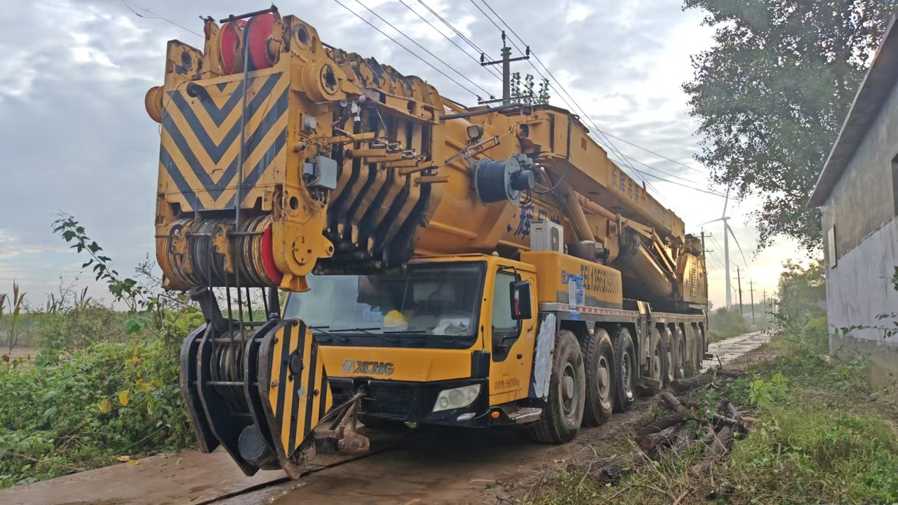 XCMG QAY500 used 500ton diesel all terrain truck crane with telescopic arm price - Terepjáró autódaru: 2 kép. XCMG QAY500 used 500ton diesel all terrain truck crane with telescopic arm price - Terepjáró autódaru: 2 kép.