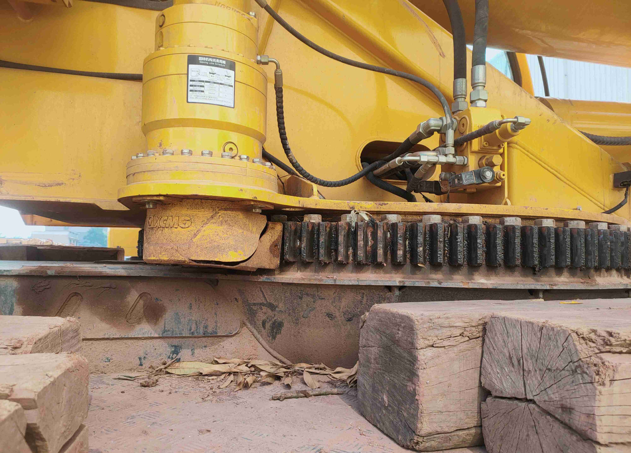 XCMG QY50K5D_1 50ton mobile crane truck price - Autódaru: 2 kép. XCMG QY50K5D_1 50ton mobile crane truck price - Autódaru: 2 kép.