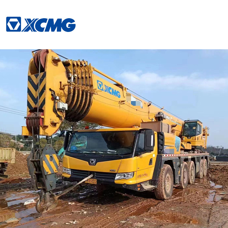 XCMG XCA130L7 Second Hand Mobile Truck Crane 130 Ton Used All Terrain Crane - Terepjáró autódaru: 1 kép. XCMG XCA130L7 Second Hand Mobile Truck Crane 130 Ton Used All Terrain Crane - Terepjáró autódaru: 1 kép.