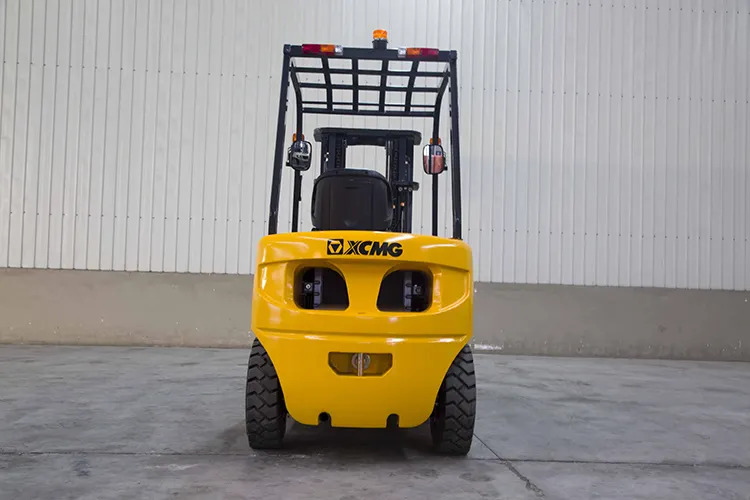 XCMG XCB30 3 ton hydraulic Fork Lift Truck Forklift With Attachments - Terepjáró képességű targoncá: 5 kép. XCMG XCB30 3 ton hydraulic Fork Lift Truck Forklift With Attachments - Terepjáró képességű targoncá: 5 kép.