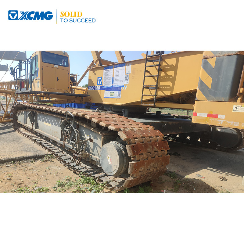 XCMG XGC200 200 tons hydraulic boom used crawler crane 2019 with good condition - Lánctalpas daru: 1 kép. XCMG XGC200 200 tons hydraulic boom used crawler crane 2019 with good condition - Lánctalpas daru: 1 kép.