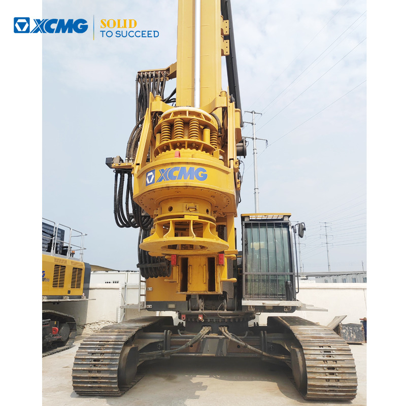XCMG XR200E Hydraulic Crawler Rotary Drilling Rig - Fúrógép: 1 kép. XCMG XR200E Hydraulic Crawler Rotary Drilling Rig - Fúrógép: 1 kép.
