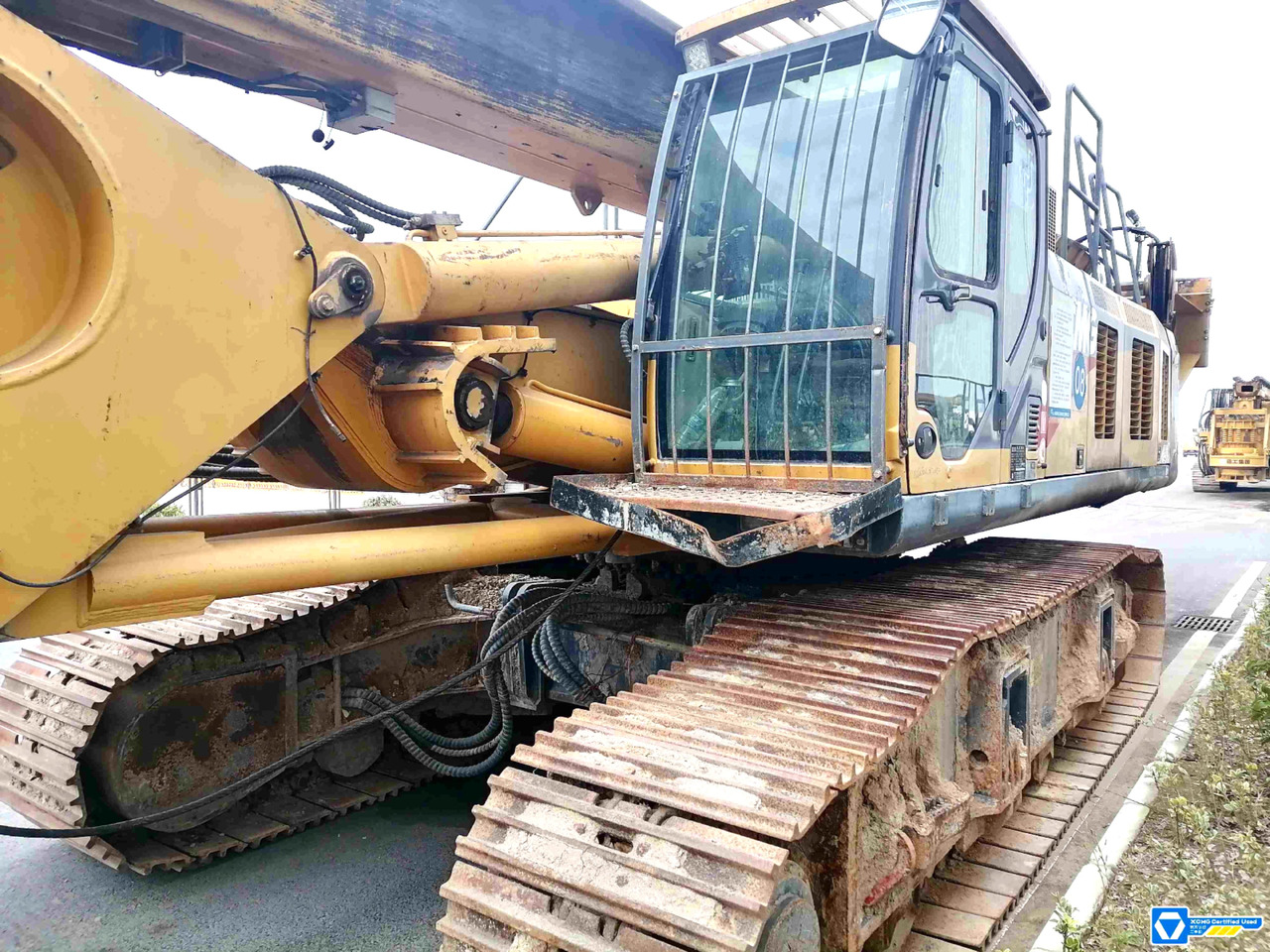 XCMG second hand XR280E crawler track drilling rig machine - Fúrógép: 3 kép. XCMG second hand XR280E crawler track drilling rig machine - Fúrógép: 3 kép.