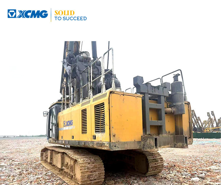 XCMG second hand XR360E crawler rotary drilling rig in stock - Fúrógép: 1 kép. XCMG second hand XR360E crawler rotary drilling rig in stock - Fúrógép: 1 kép.