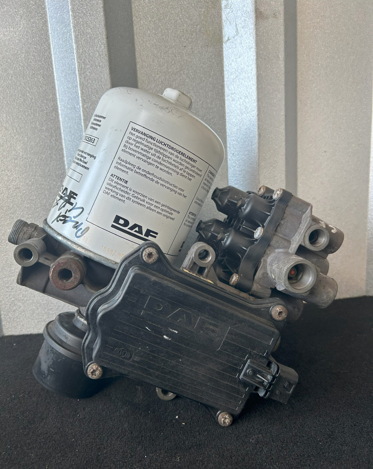 DAF CF XF 106 480 APU KIT ZEL2100 1973210 ( ELA1000 + AE6000) - Fékszelep: 2 kép. DAF CF XF 106 480 APU KIT ZEL2100 1973210 ( ELA1000 + AE6000) - Fékszelep: 2 kép.