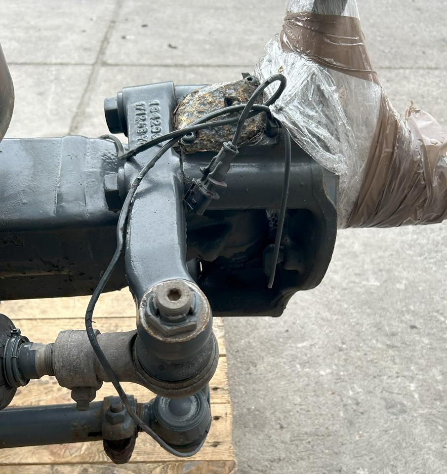 Hátsó tengely DAF COMPLETE STEERING AXLE DAF XF 106 480: 13 kép. Hátsó tengely DAF COMPLETE STEERING AXLE DAF XF 106 480: 13 kép.