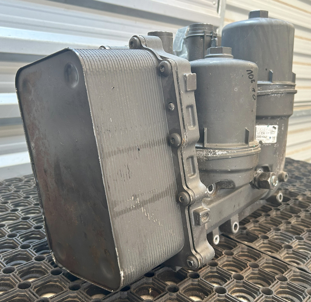 DAF OIL MODULE DAF XF 106 460 - Olajszűrő: 3 kép. DAF OIL MODULE DAF XF 106 460 - Olajszűrő: 3 kép.