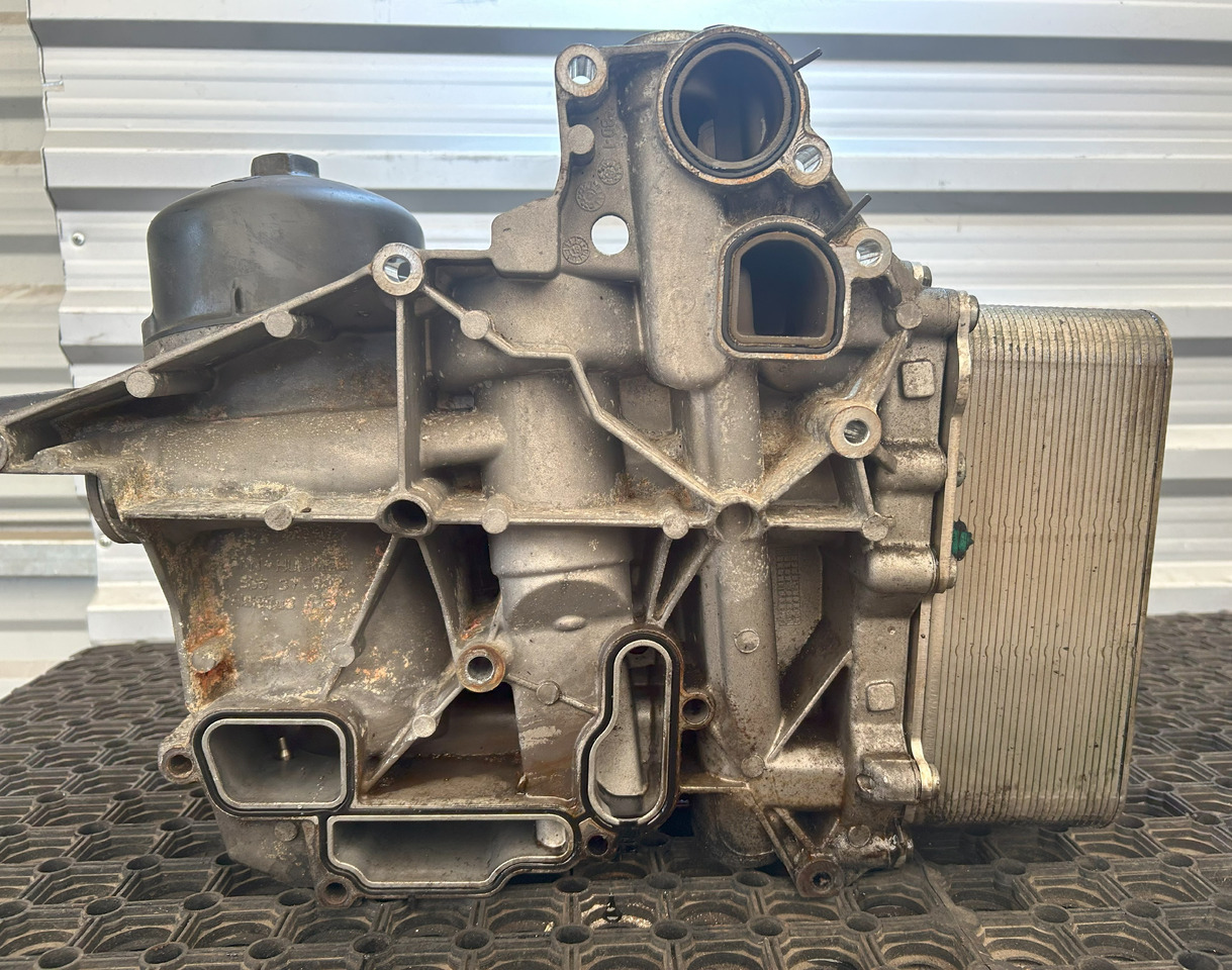 DAF OIL MODULE DAF XF - Olajszűrő: 2 kép. DAF OIL MODULE DAF XF - Olajszűrő: 2 kép.