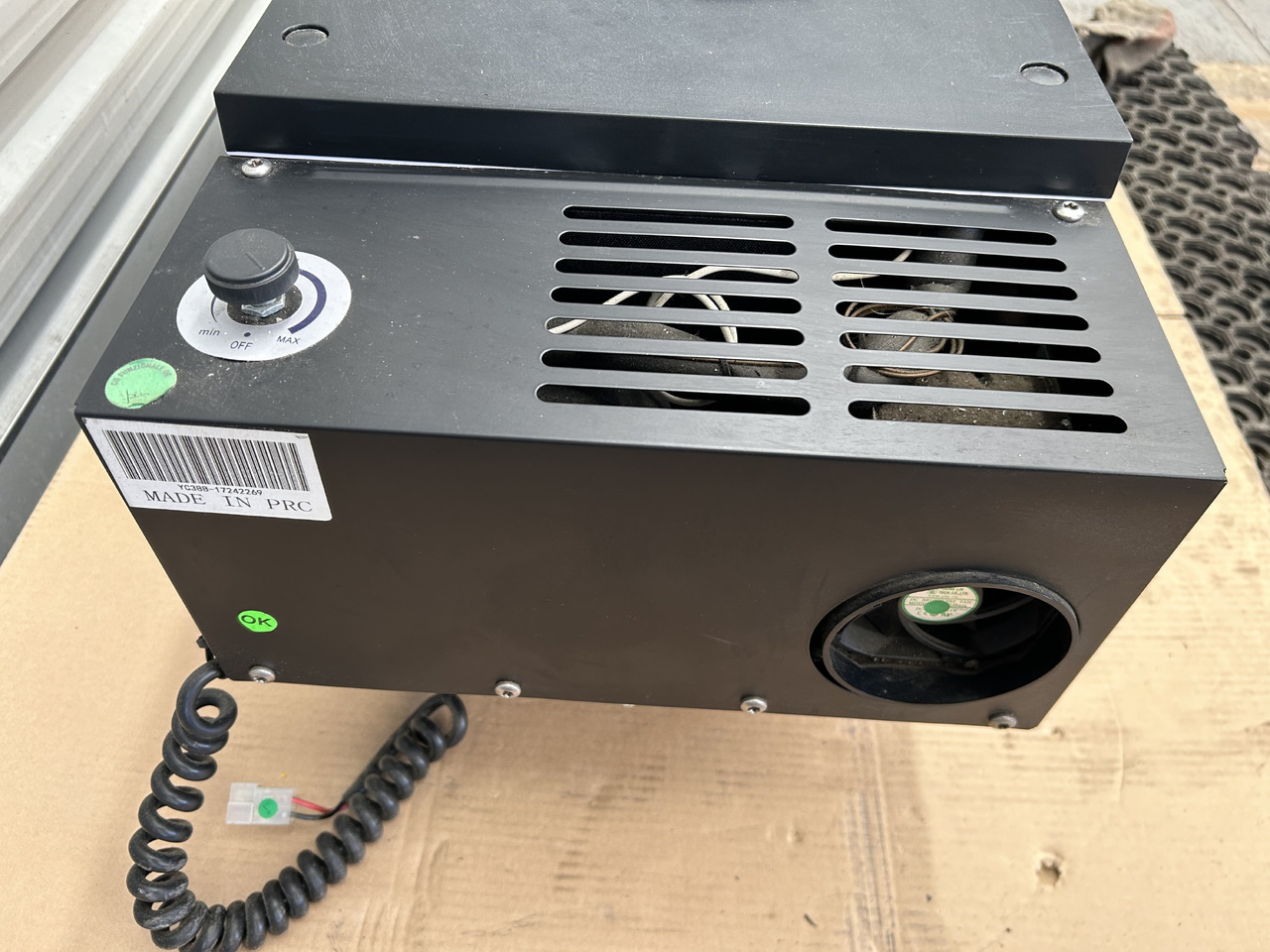 DAF REFRIGERATOR FOR DAF XF 106 - Univerzális alkatrész: 5 kép. DAF REFRIGERATOR FOR DAF XF 106 - Univerzális alkatrész: 5 kép.