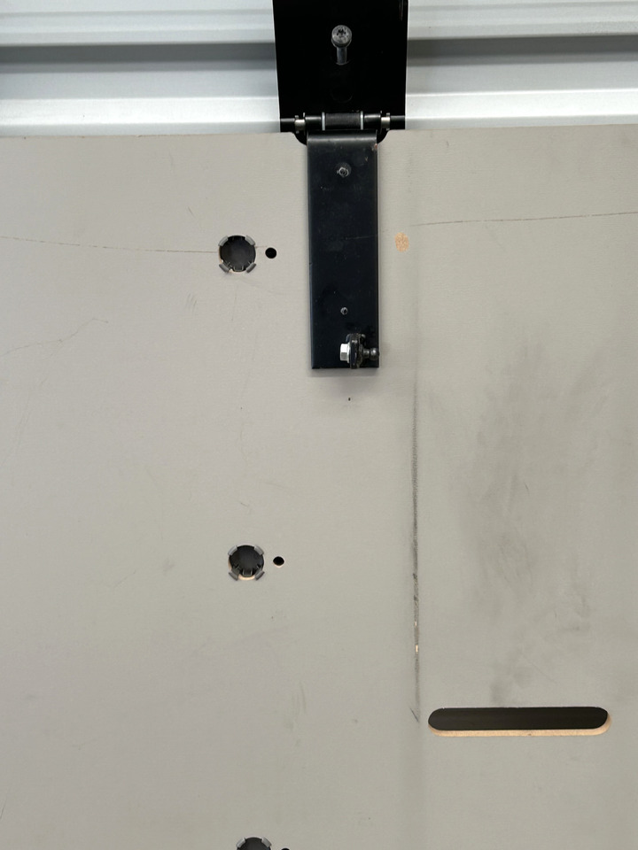 DAF UNTERES BETT BETT DAF XF 106 LIFT SUPER SPACE CAB - Univerzális alkatrész: 4 kép. DAF UNTERES BETT BETT DAF XF 106 LIFT SUPER SPACE CAB - Univerzális alkatrész: 4 kép.