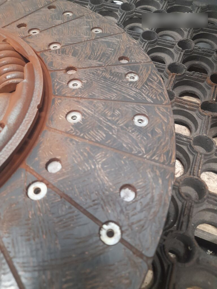 DAF XF 106 DOCISK +TARCZA - Kuplung és alkatrészek - Teherautó: 5 kép. DAF XF 106 DOCISK +TARCZA - Kuplung és alkatrészek - Teherautó: 5 kép.