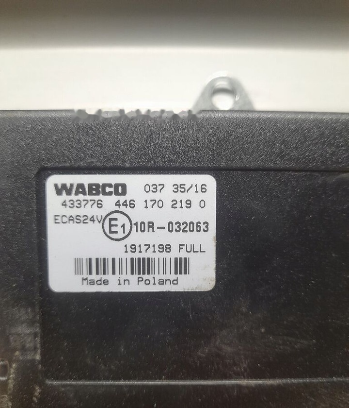 DAF XF 106 - ECU - Teherautó: 2 kép. DAF XF 106 - ECU - Teherautó: 2 kép.