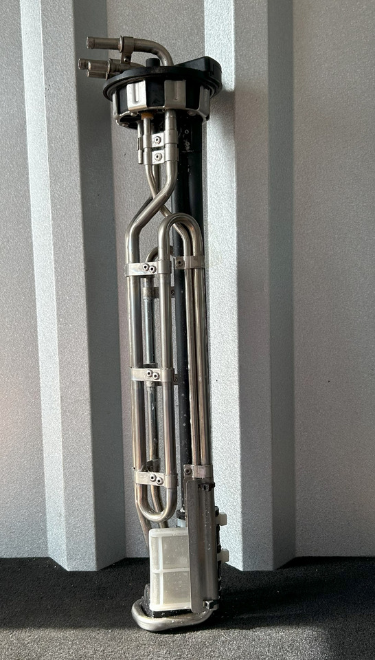 DAF XF 106 TEMPERATURE AND ADBLUE LEVEL SENSOR - Érzékelő: 1 kép. DAF XF 106 TEMPERATURE AND ADBLUE LEVEL SENSOR - Érzékelő: 1 kép.