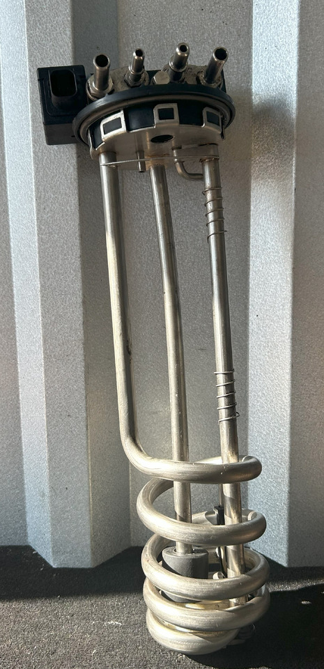 DAF XF 106 TEMPERATURE AND ADBLUE LEVEL SENSOR - Érzékelő: 1 kép. DAF XF 106 TEMPERATURE AND ADBLUE LEVEL SENSOR - Érzékelő: 1 kép.