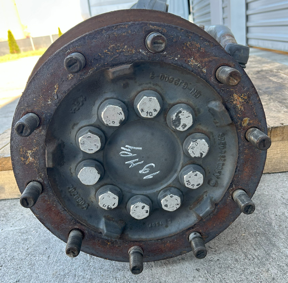 MERCEDES ACTROS MP4 AXLE + HUBS FRONT - Első tengely - Teherautó: 2 kép. MERCEDES ACTROS MP4 AXLE + HUBS FRONT - Első tengely - Teherautó: 2 kép.