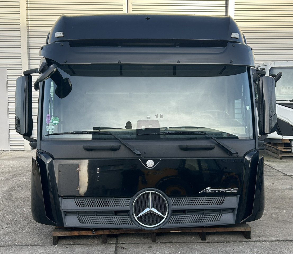 MERCEDES ACTROS MP4 L BigSpace, 2.50 m - Fülke - Teherautó: 1 kép. MERCEDES ACTROS MP4 L BigSpace, 2.50 m - Fülke - Teherautó: 1 kép.