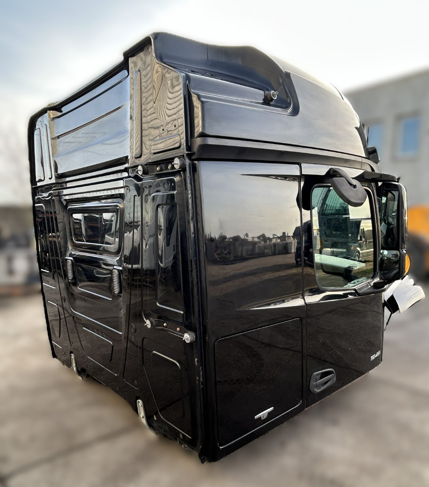 MERCEDES ACTROS MP4 L BigSpace, 2.50 m - Fülke - Teherautó: 5 kép. MERCEDES ACTROS MP4 L BigSpace, 2.50 m - Fülke - Teherautó: 5 kép.