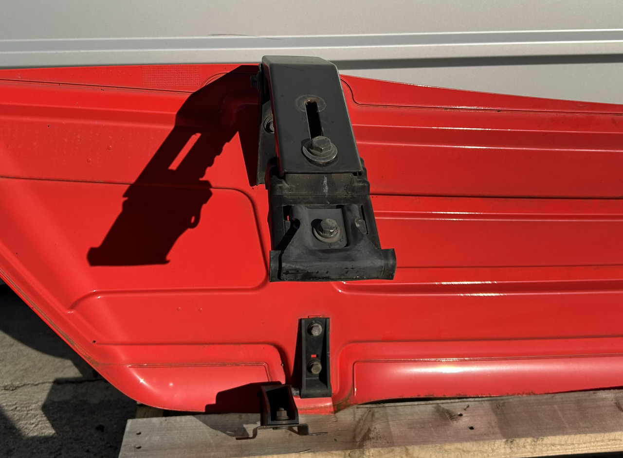 MERCEDES-BENZ ACTROS MP4 SPOILER - Légterelő - Teherautó: 4 kép. MERCEDES-BENZ ACTROS MP4 SPOILER - Légterelő - Teherautó: 4 kép.