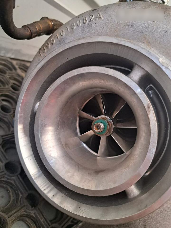 Mercedes-Benz Antos Actros MP4 0M470   Mercedes-Benz ACTROS MP4 truck - Turbó - Teherautó: 3 kép. Mercedes-Benz Antos Actros MP4 0M470   Mercedes-Benz ACTROS MP4 truck - Turbó - Teherautó: 3 kép.