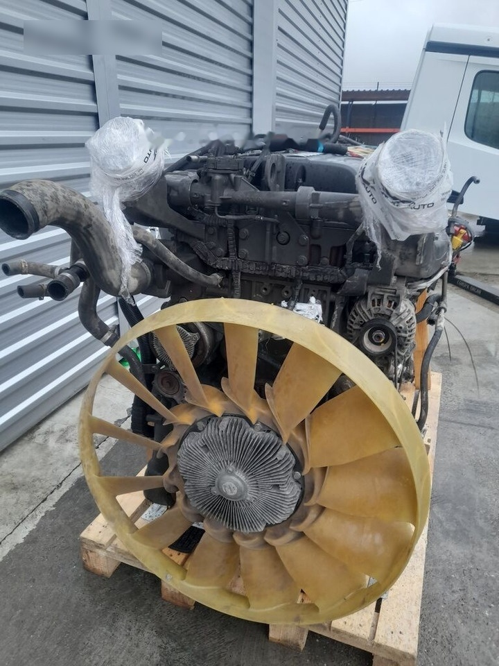 Paccar MX11 DAF XF 106 truck - Motor - Teherautó: 2 kép. Paccar MX11 DAF XF 106 truck - Motor - Teherautó: 2 kép.