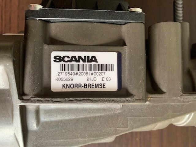 Scania EBS brake valve Scania R truck - Fékszelep - Teherautó: 2 kép. Scania EBS brake valve Scania R truck - Fékszelep - Teherautó: 2 kép.