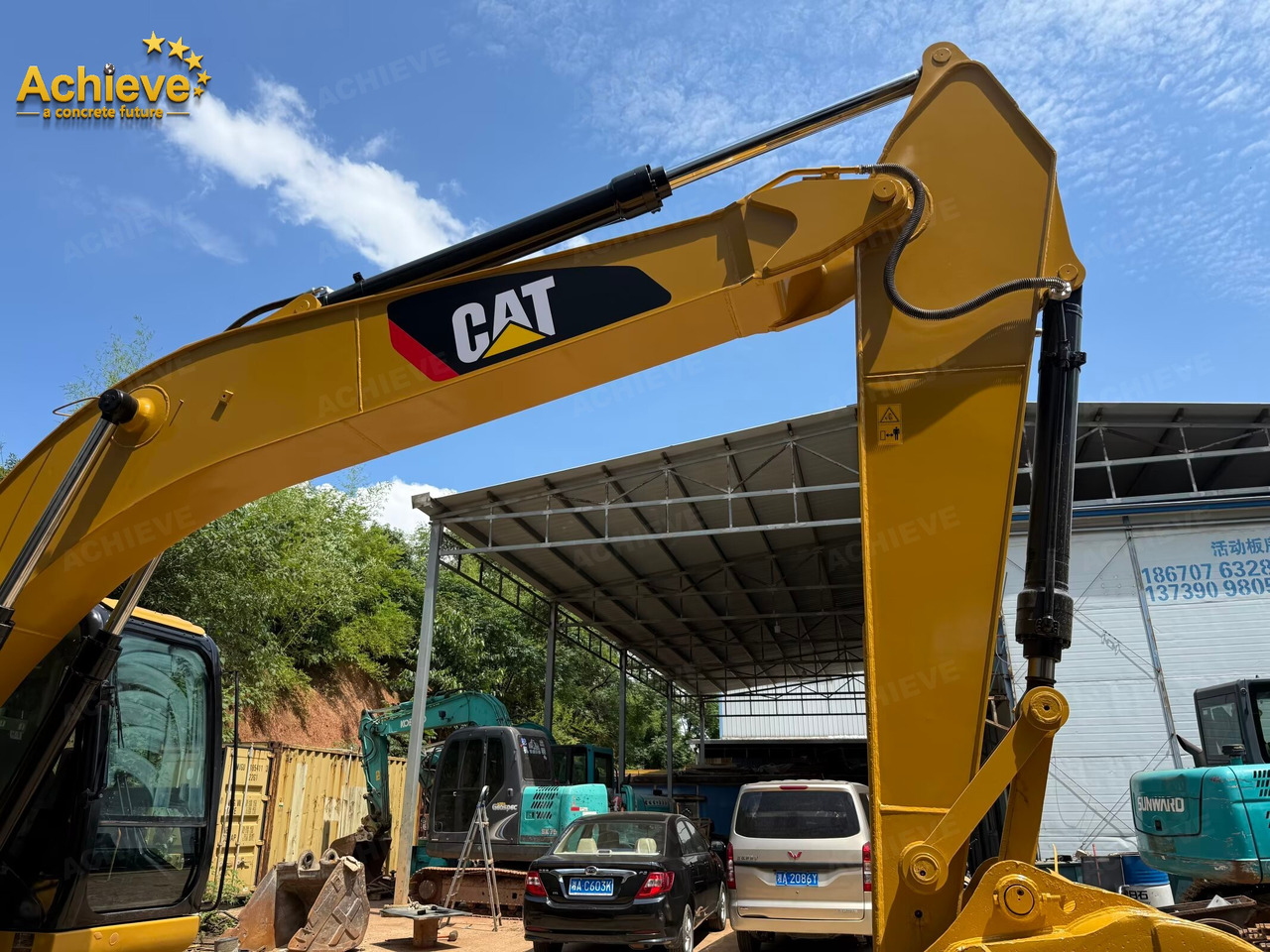 Lánctalpas kotró CATERPILLAR 【ACHIEVE】TOP CONDITION!!! CAT 320D2L tracked excavator: 6 kép.