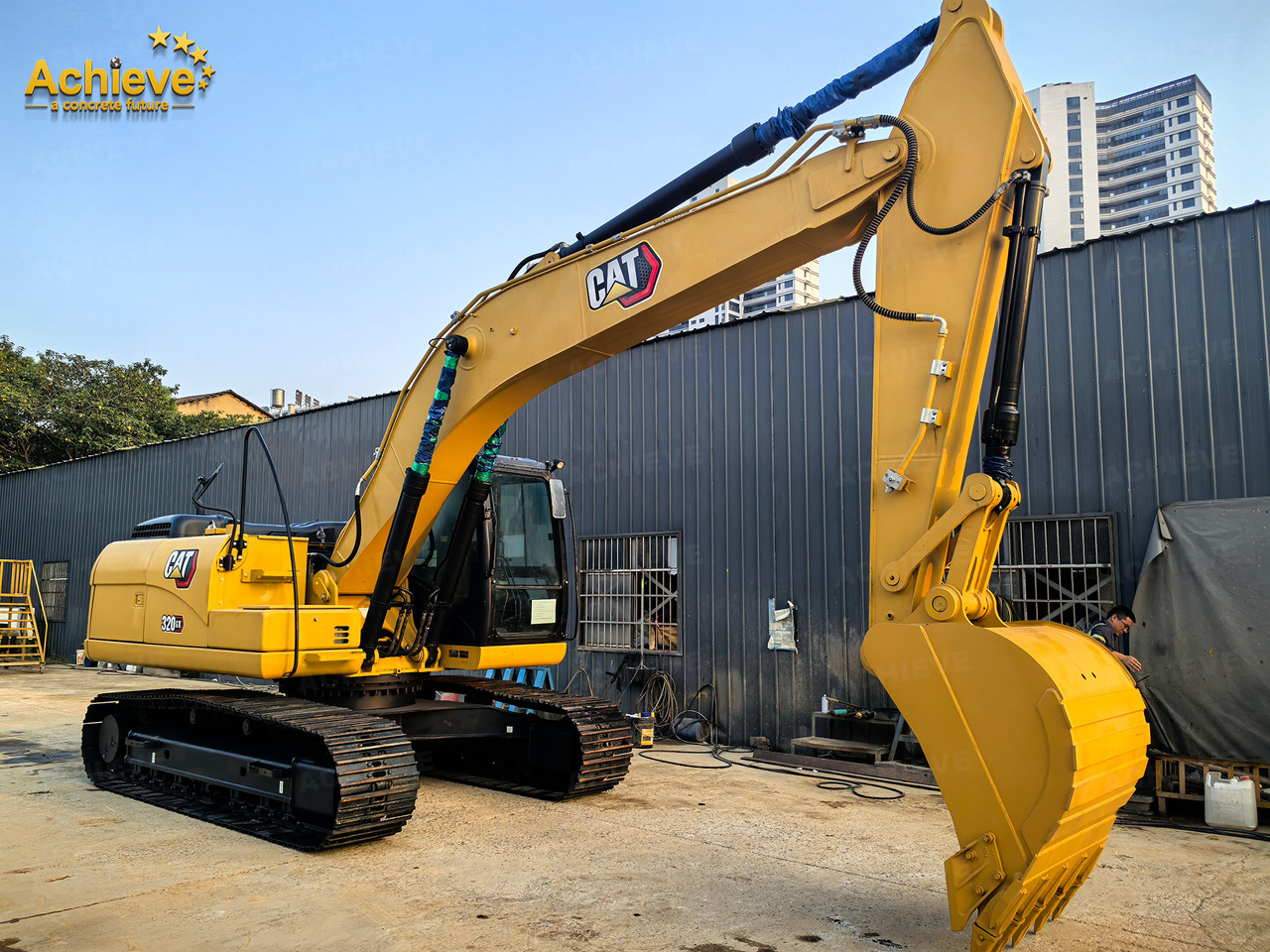 CATERPILLAR Caterpillar's new classic CAT® 320 GX hydraulic excavator 3571h 2021 0.93 m³ 110/2000 kw/rpm Cat® C4.4 390 L 【ACHIEVE】 TOP CONDITION!!! - Lánctalpas kotró: 1 kép. CATERPILLAR Caterpillar's new classic CAT® 320 GX hydraulic excavator 3571h 2021 0.93 m³ 110/2000 kw/rpm Cat® C4.4 390 L 【ACHIEVE】 TOP CONDITION!!! - Lánctalpas kotró: 1 kép.