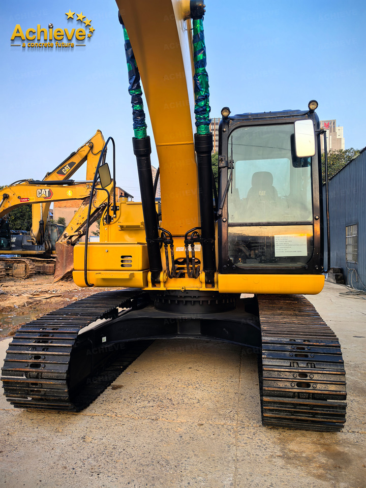 CATERPILLAR Caterpillar's new classic CAT® 320 GX hydraulic excavator 3571h 2021 0.93 m³ 110/2000 kw/rpm Cat® C4.4 390 L 【ACHIEVE】 TOP CONDITION!!! - Lánctalpas kotró: 5 kép. CATERPILLAR Caterpillar's new classic CAT® 320 GX hydraulic excavator 3571h 2021 0.93 m³ 110/2000 kw/rpm Cat® C4.4 390 L 【ACHIEVE】 TOP CONDITION!!! - Lánctalpas kotró: 5 kép.