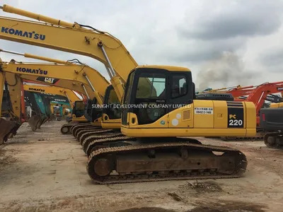 2013 Year Used Komatsu PC220-7 PC200-7 PC220 Crawler Excavator - Lánctalpas kotró: 1 kép. 2013 Year Used Komatsu PC220-7 PC200-7 PC220 Crawler Excavator - Lánctalpas kotró: 1 kép.