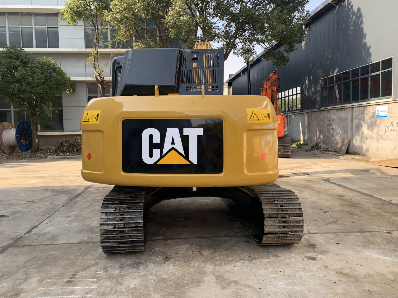 Caterpillar 12 ton Excavator Used Condition CAT 312D Good Price - Lánctalpas kotró: 3 kép. Caterpillar 12 ton Excavator Used Condition CAT 312D Good Price - Lánctalpas kotró: 3 kép.