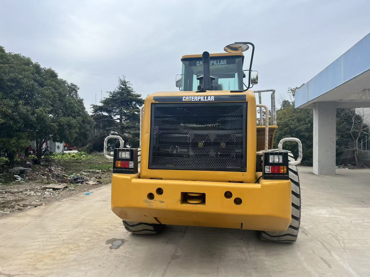 Caterpillar Secondhand Payloader CAT 966H, 950H - Gumikerekes homlokrakodó: 3 kép. Caterpillar Secondhand Payloader CAT 966H, 950H - Gumikerekes homlokrakodó: 3 kép.