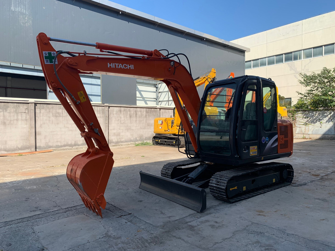 Hitachi Mini Excavator ZX70, ZX75, ZX60 Cheap Excavator Machine - Lánctalpas kotró: 5 kép. Hitachi Mini Excavator ZX70, ZX75, ZX60 Cheap Excavator Machine - Lánctalpas kotró: 5 kép.