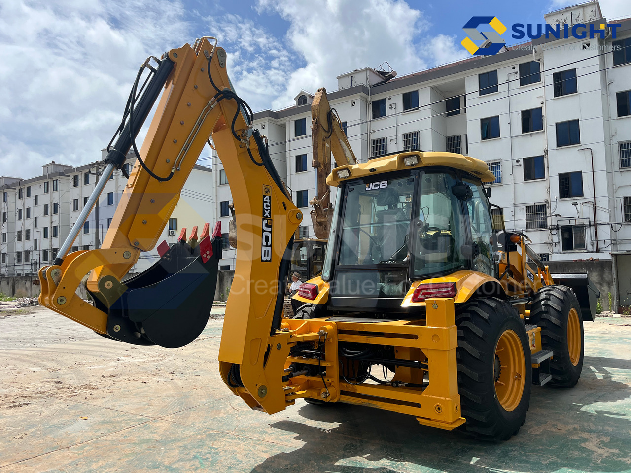 JCB 4CX Backhoe Loader 4x4 Drive Good Price - Kotrórakodó: 4 kép. JCB 4CX Backhoe Loader 4x4 Drive Good Price - Kotrórakodó: 4 kép.