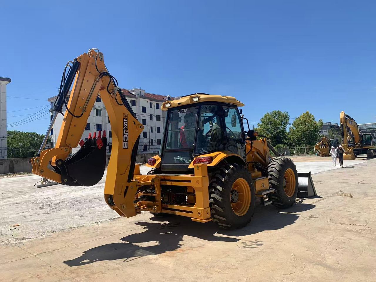 JCB Backhoe Loader 4CX, 4DX Good Price on Sale - Kotrórakodó: 4 kép. JCB Backhoe Loader 4CX, 4DX Good Price on Sale - Kotrórakodó: 4 kép.