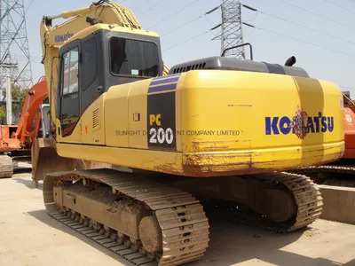 Japan Made Used Komatsu PC200-7 Crawler Type Excavator PC200 PC220 - Lánctalpas kotró: 1 kép. Japan Made Used Komatsu PC200-7 Crawler Type Excavator PC200 PC220 - Lánctalpas kotró: 1 kép.